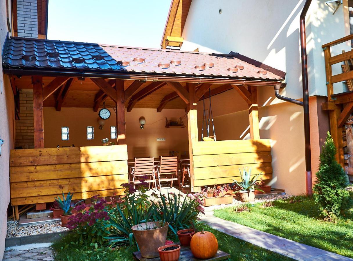 Vila Rhea Vazec Exterior photo